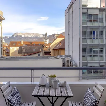 La Perle-proche Vieille-ville & Gare Annecy